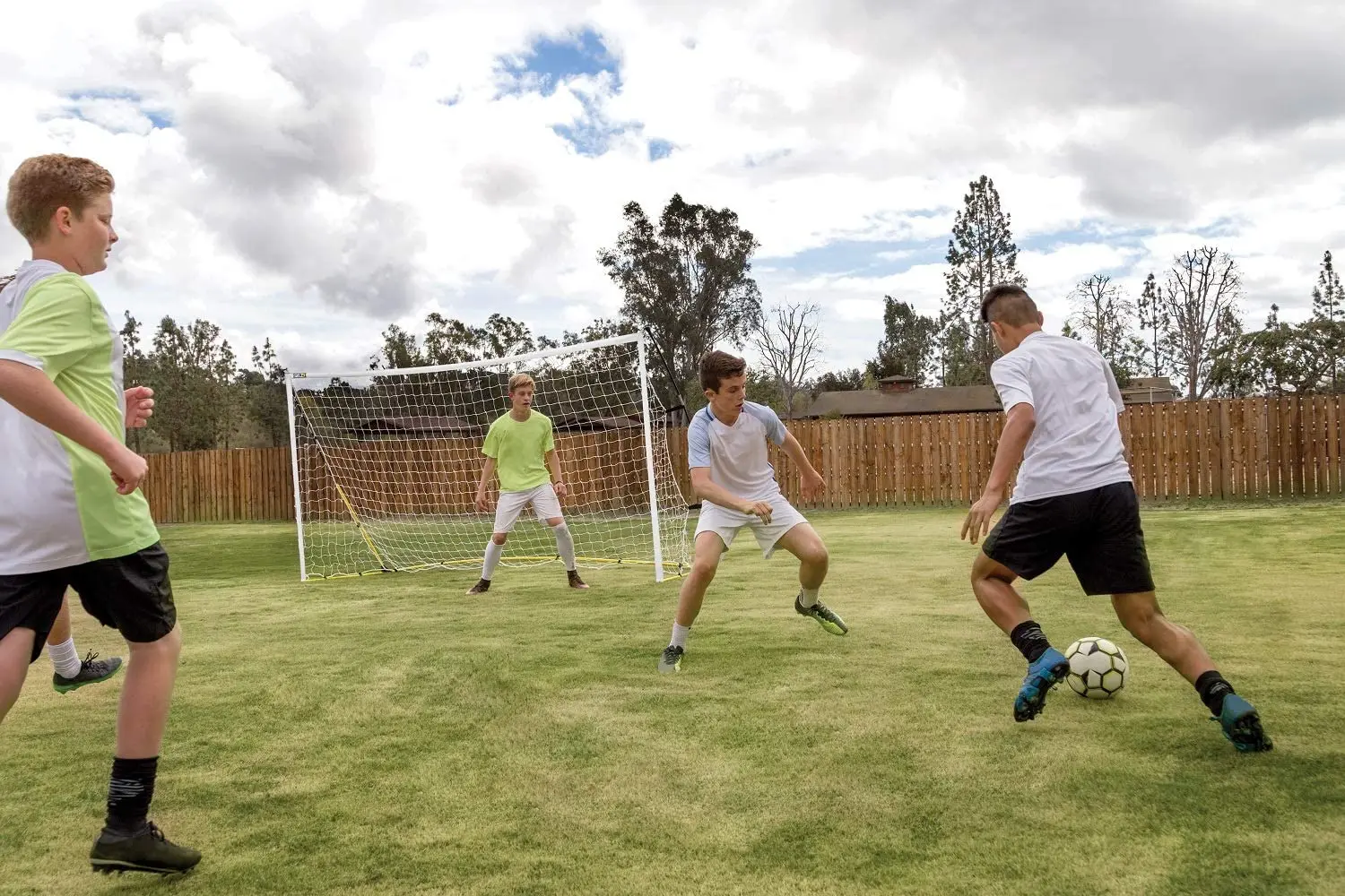 Rust resistant aluminum frame target soccer goal training for sale