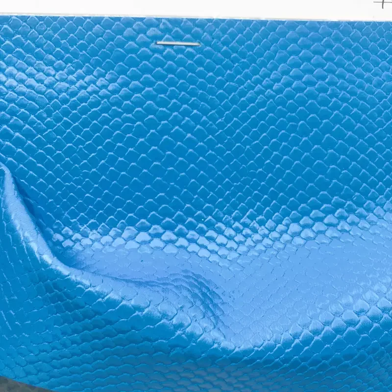 Soft 0.9mm Synthetic  PU Leather Fabric crocodile pu leather  for making women handbags shoes