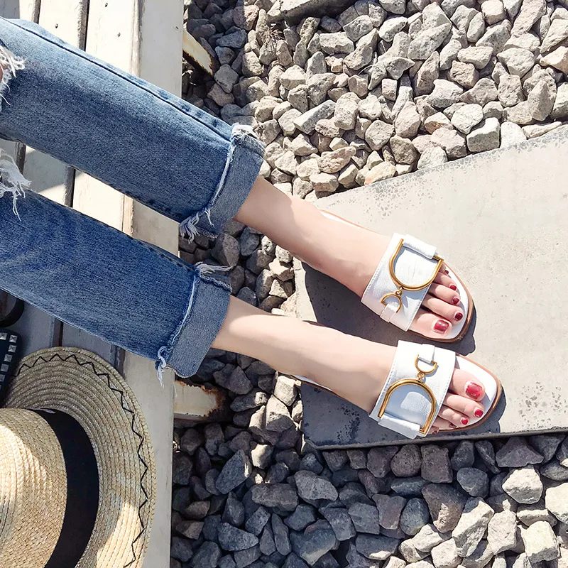 New Arrival 2023 Summer Sliders Slipper Outdoor Women Shoes Designer Brand Luxury Sandals Fashion Flat Slipper For Lady