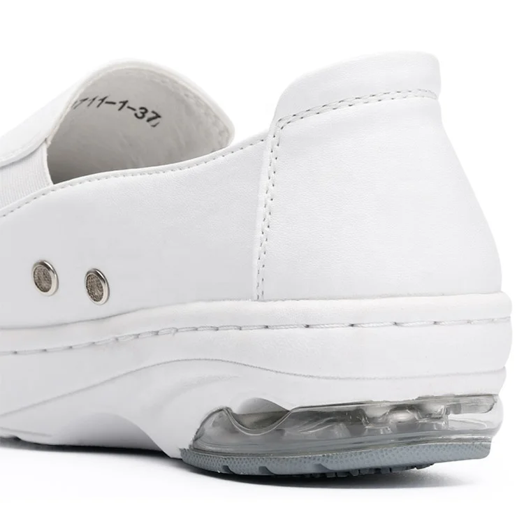 Wholesale Slip Resistant Waterproof EVA White Leather Wedge Nurse Shoes for Hospital