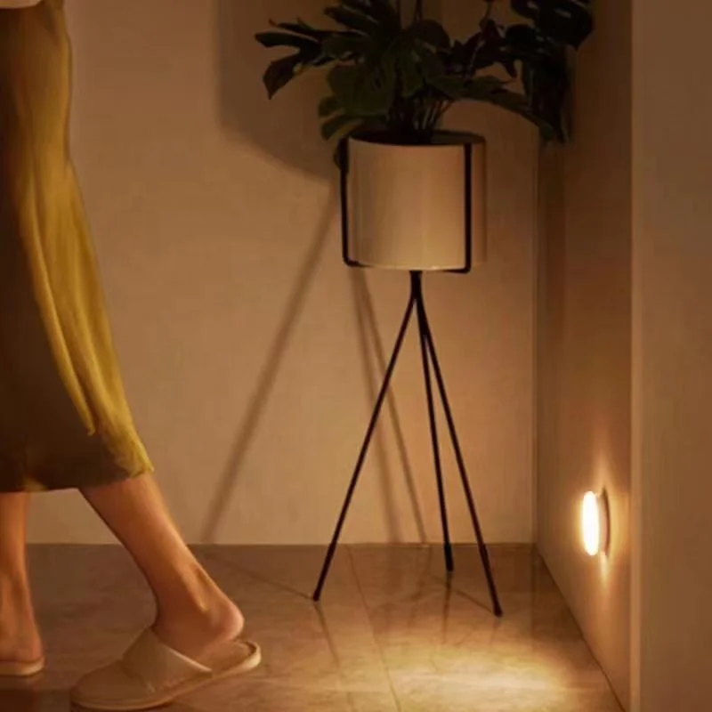 Wireless under cabinet light portable and rechargeable led puck light PIR motion sensor led night light