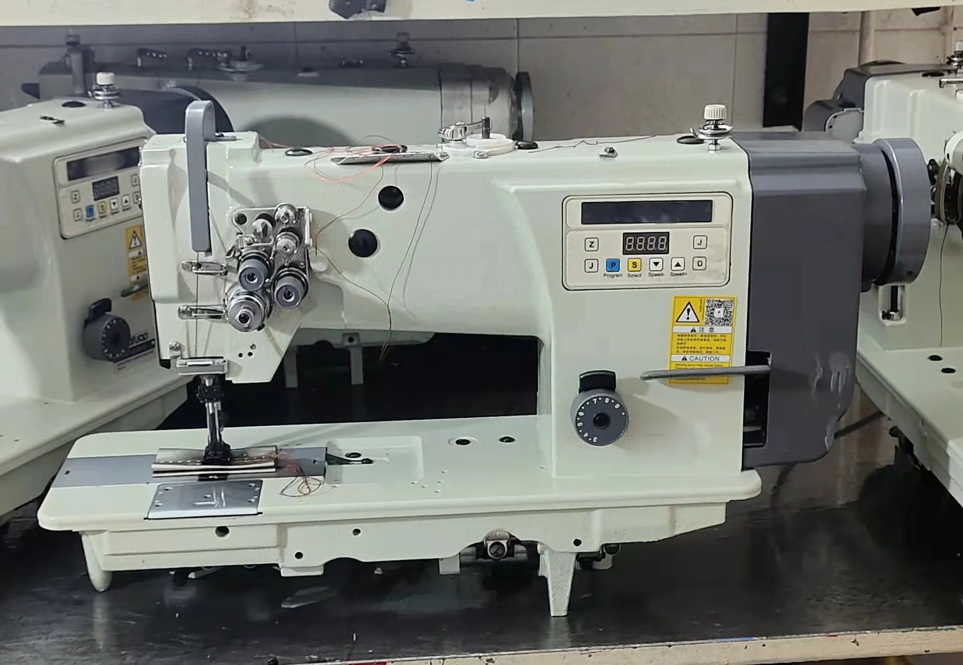 20618 Single needle compound feed three synchronization  lockstitch sewing machine