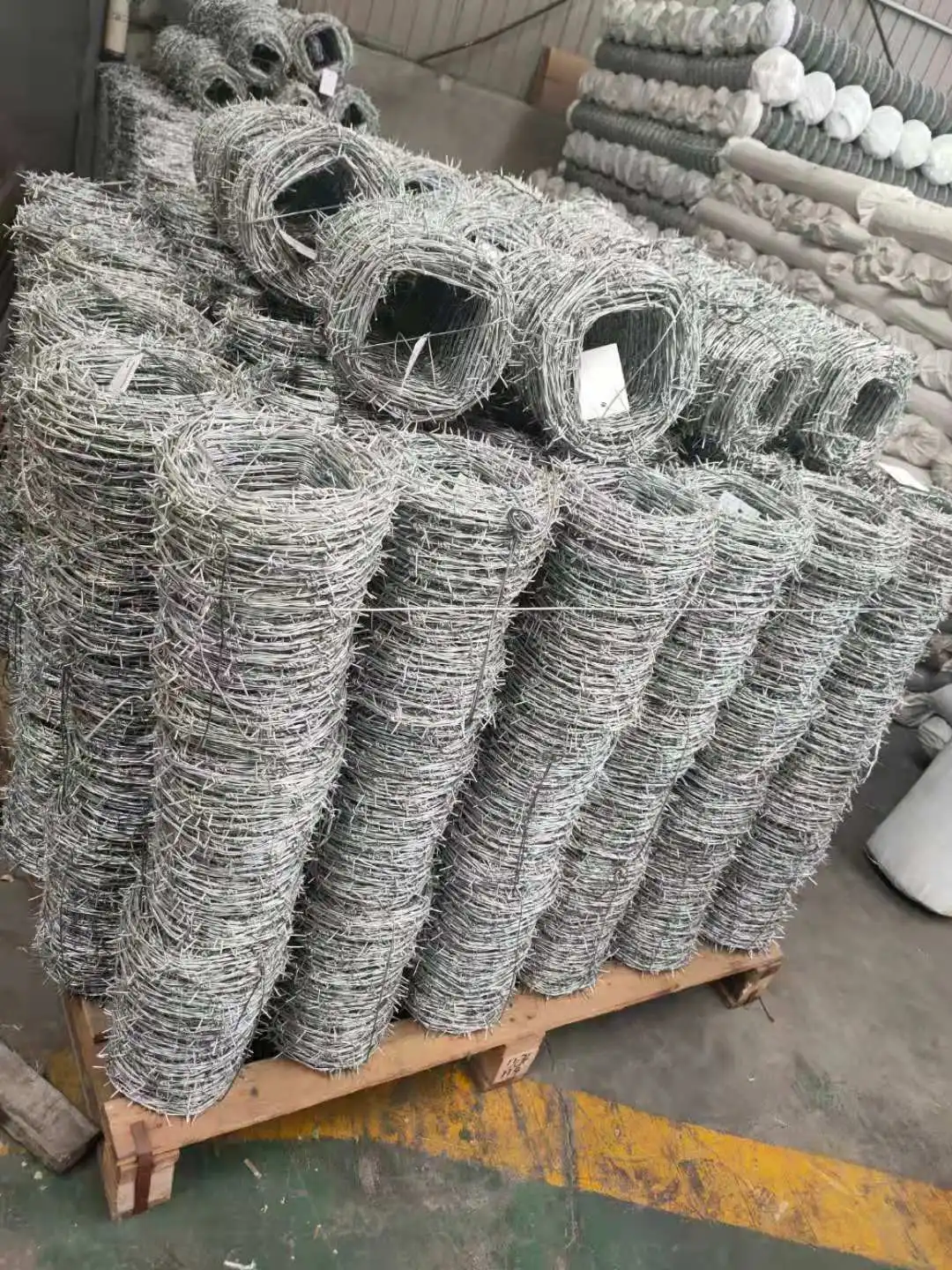 
Super Quality Easy Installation Galvanized fenced barbed wire razor wire 