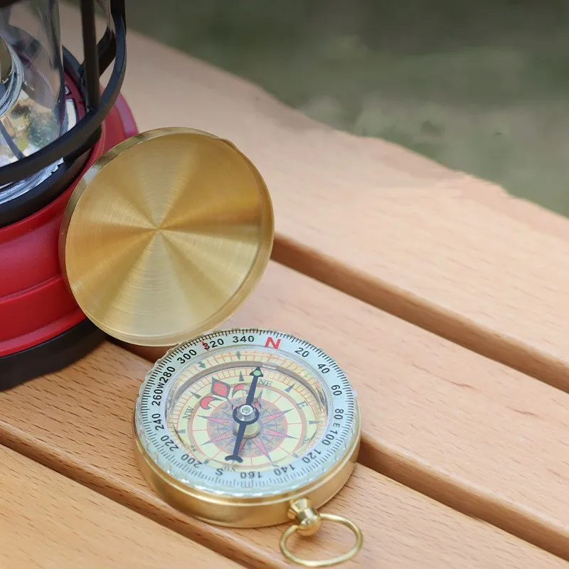 Popular Compass Watch Shaped Retro Flip Magnetic Compass Glow In The Dark Compass For Camping Hunting,Outdoor Navigation Tool