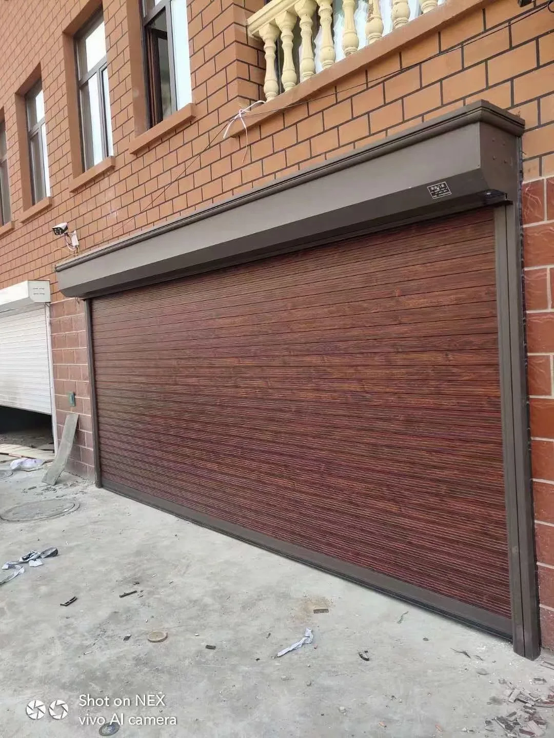 China manufacturers Modern Villa Frameless aluminum Automatic/Smart rolling Garage Doors for houses