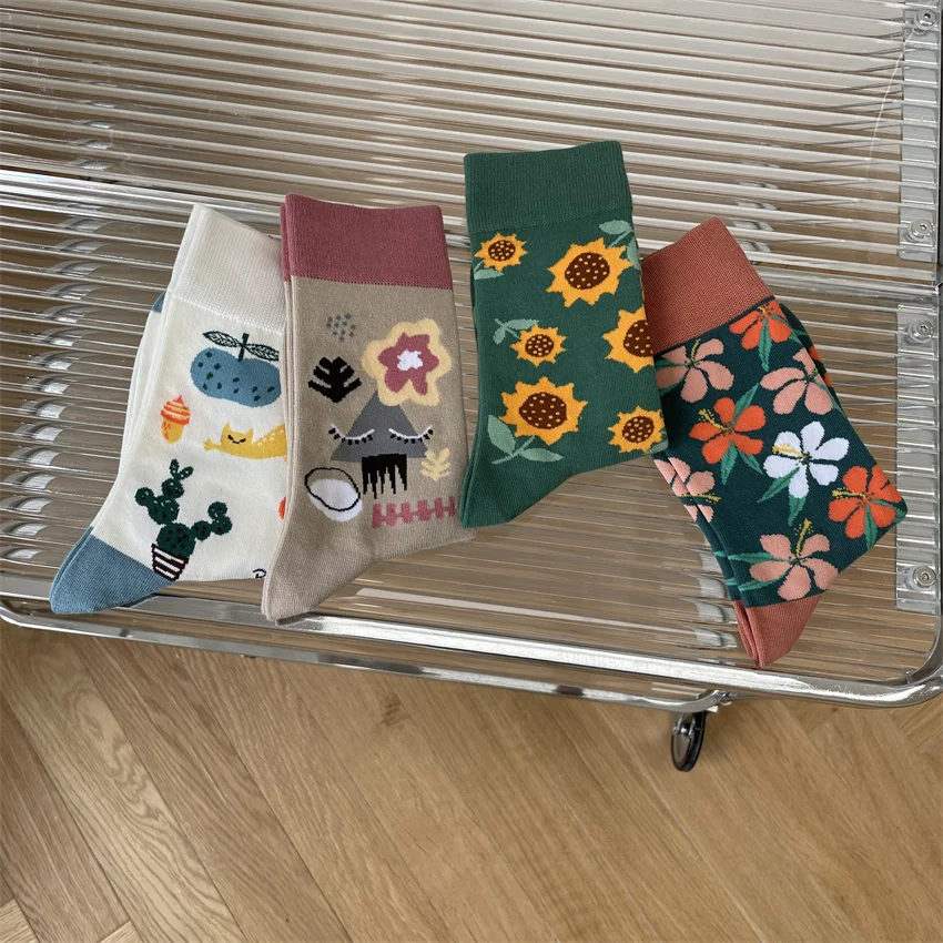 High Quality Personalized Customised Adult Women Socks Comfy Cotton Comic Cute Cartoon Colorful Lot Flowers Character Patterned