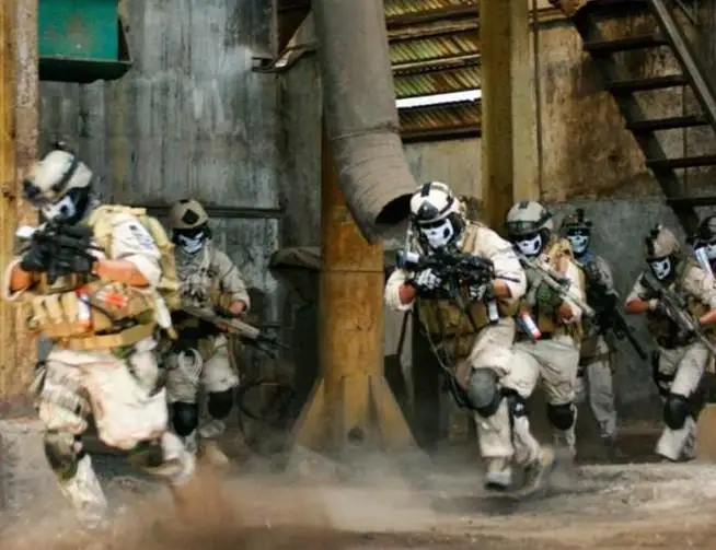 
Magic Wide Wicking Headbands Outdoor Headwear Bandana Sports Scarf Tube UV Facemask for Workout Yoga Running Hiking Riding Moto 