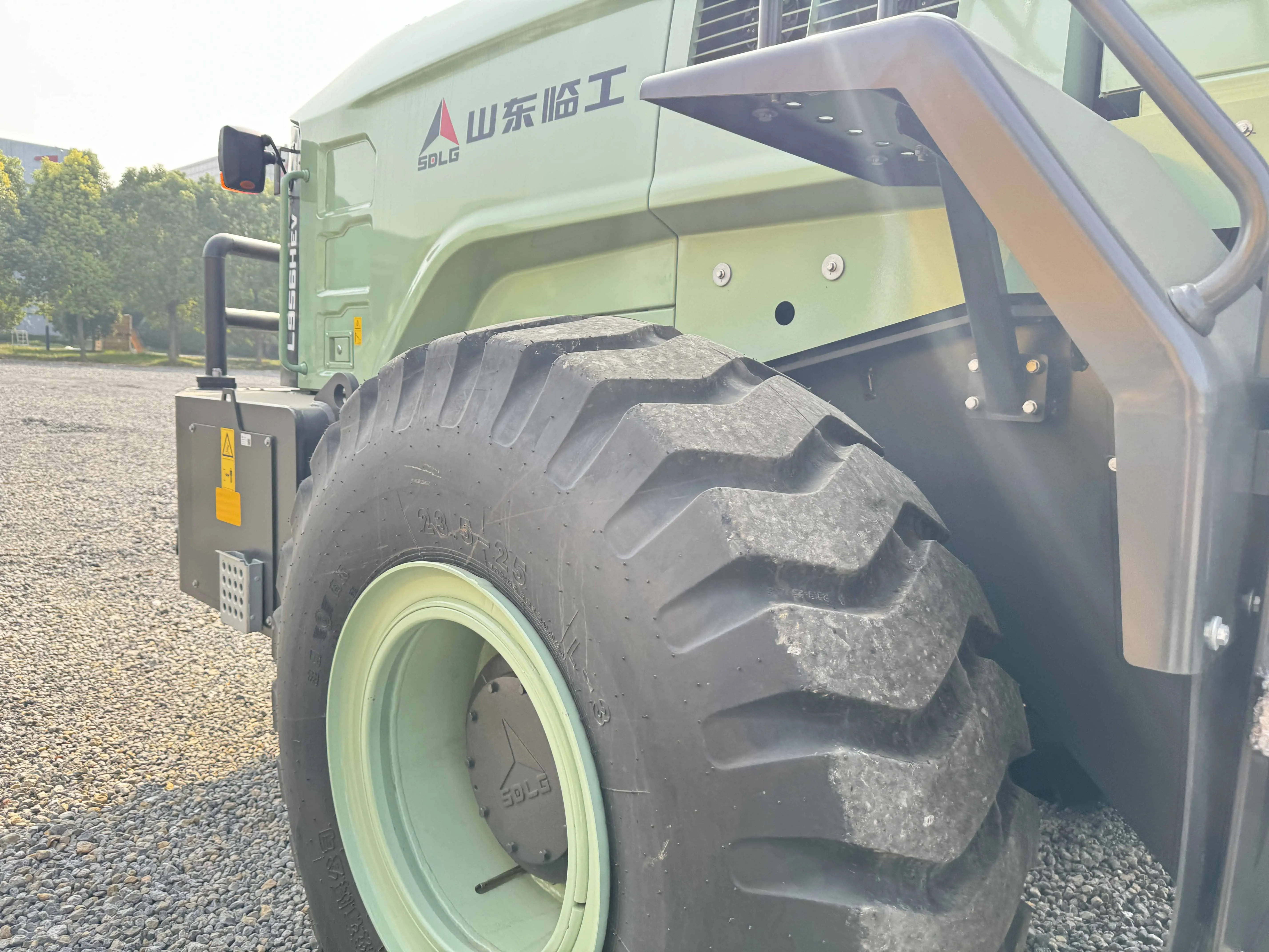 Подержанный высококачественный погрузчик SDLG L956HEV 5TON