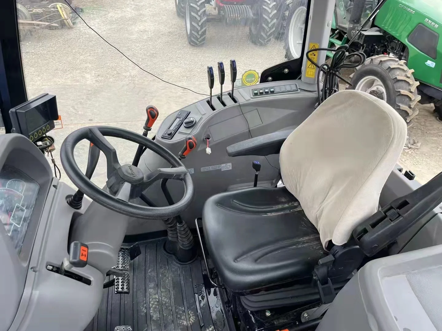 second used tractor for sale cheap garden tractor farm machine lovol 1404