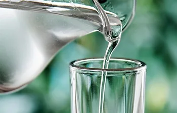 
Aromatic slow-evaporating glycol ether phenoxyethanol as cosmetics preservative 