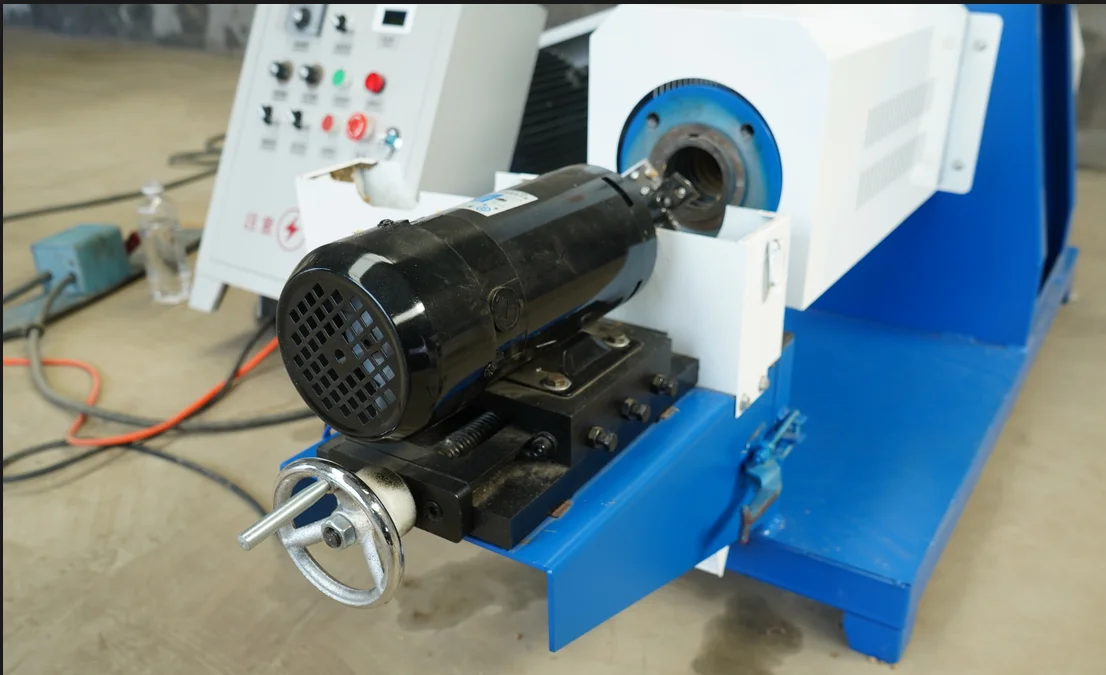 Manufacturers supply aquatic extruded feed machine fish floating feed pellet machine household cat and dog pet food extrusion