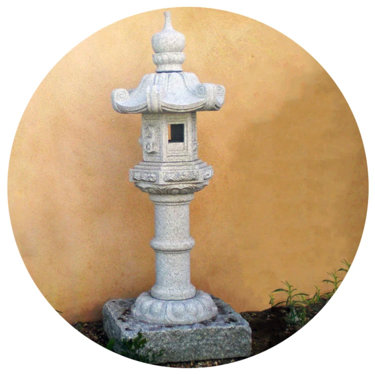 Japanese Style Customized Size Garden Outdoor Decorative Natural Stone Large KASUGA Pagoda Lantern Light