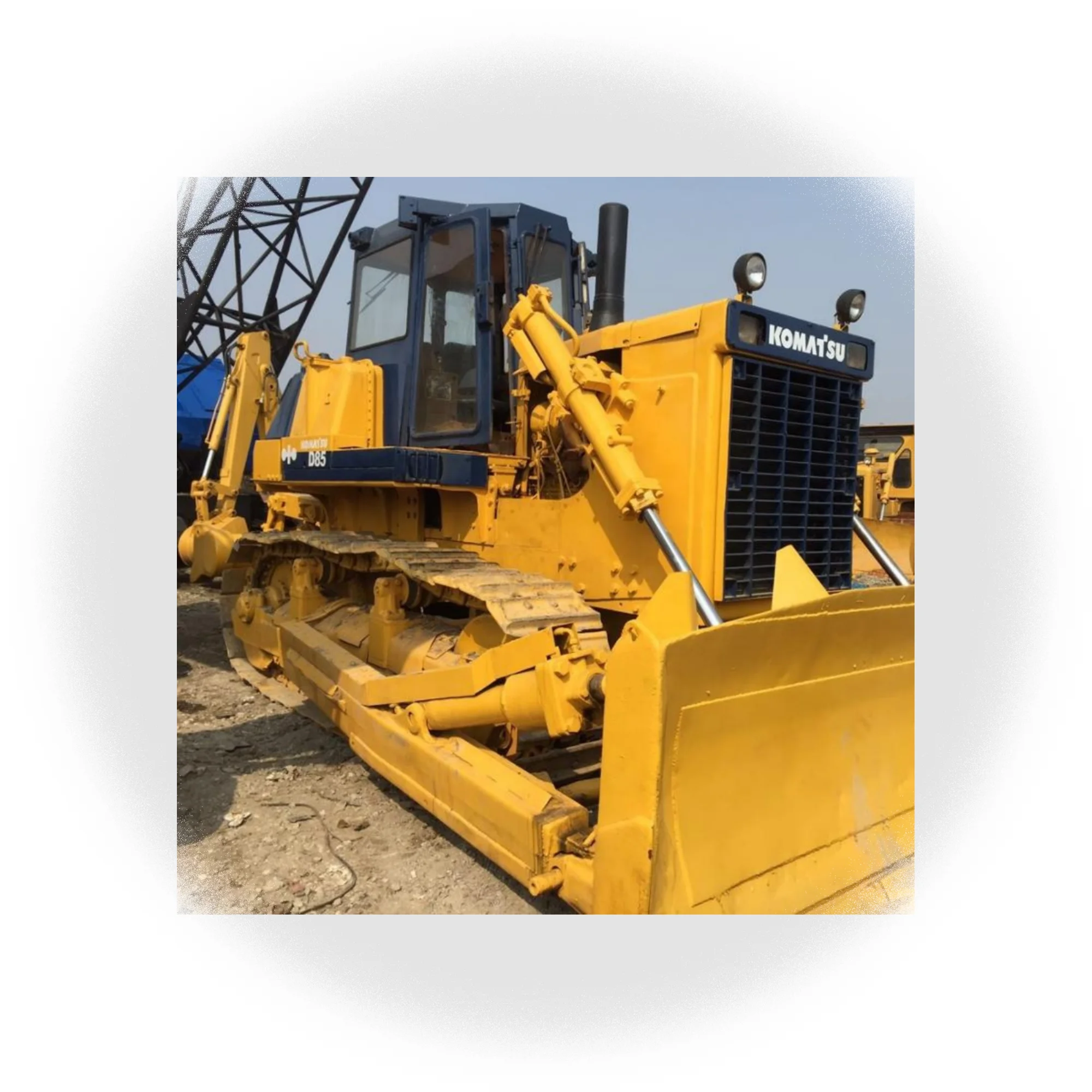 Made in Japan Used Komatsu D85 Crawler Bulldozer D65 Komatsu Dozer second hand bulldozers in Shanghai