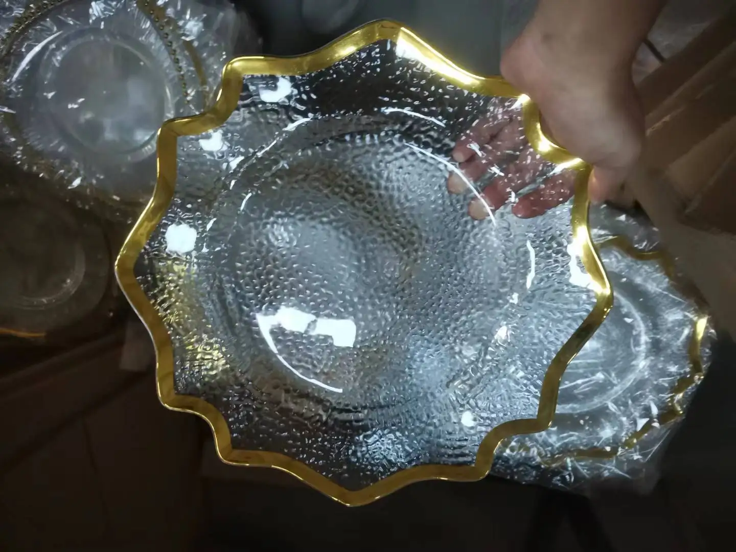 Золотой оправой из прозрачного пластика; Нагревательной плиты Свадебные подставочная тарелка