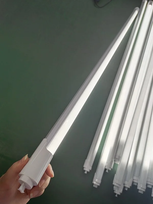 Factory 9W 18W 2ft 4ft Microwave Movement Motion Sensor T8 LED Tube Light with Battery Backup for  Parking lot, Basement