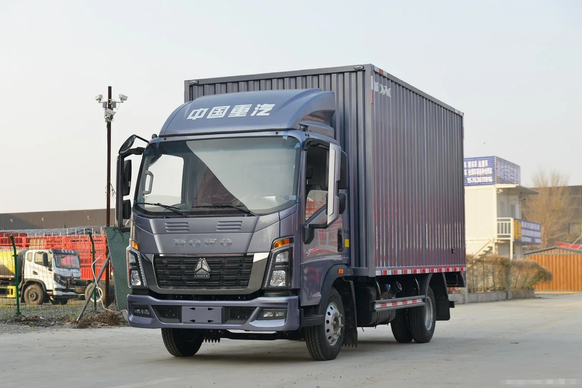Cheapest Howo Truck Cargo Box Small Cargo Van Body length 26 Foot Box Truck With Lift Gate