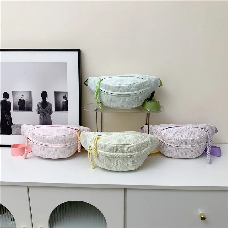Wholesale Unisex Sling Crossbody Chest Bag with Water-Proof Nylon Waist Belt Zipper Closure for Running Travel Outdoor