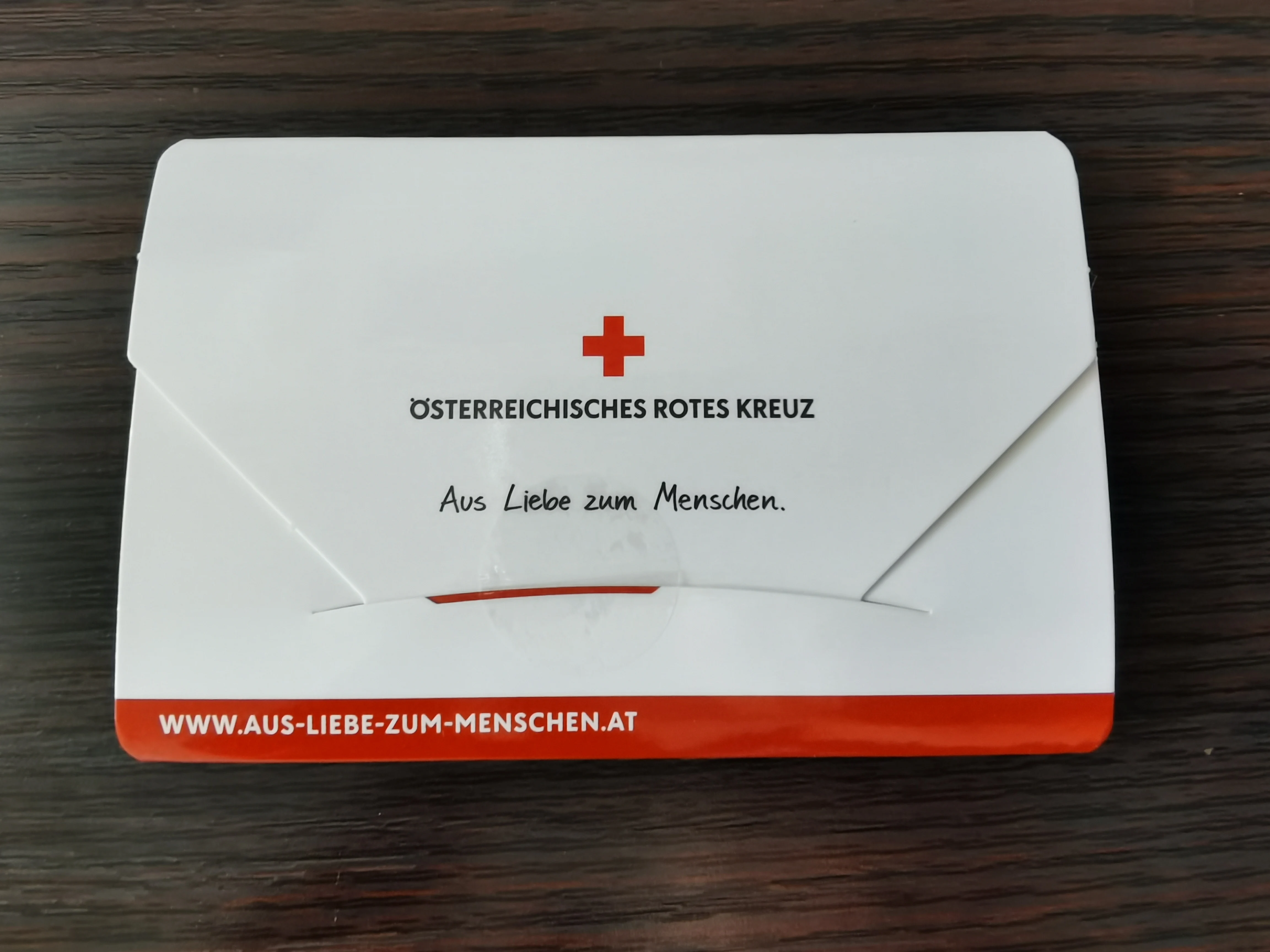 Cartoon adhesive bandage PE Material Waterproof Cartoon Wound Plaster packing in paper box