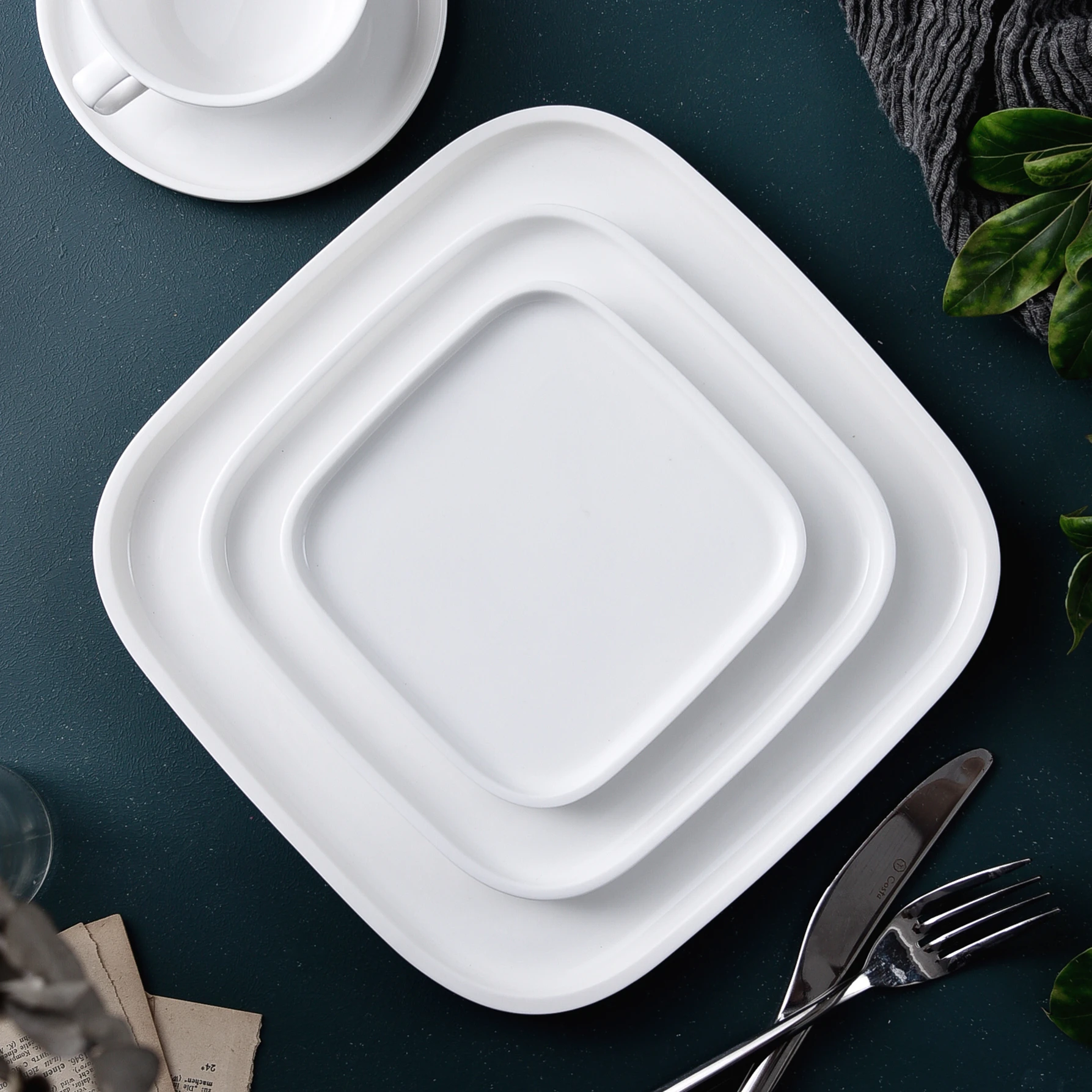 Traditional Wholesale Cheap Serving Dishes Hotel Ware Plain White Ceramic Plates Dinnerware Porcleain Square Plate