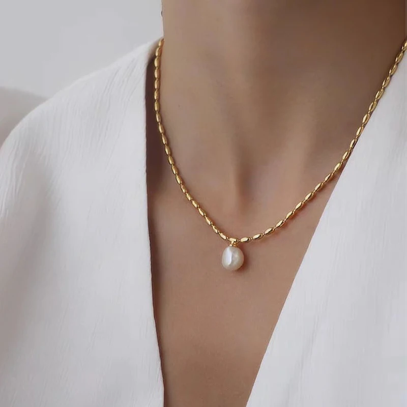 Designer 18K Gold Plated Rice Beads Chian Choker Necklace For Women Dainty Real Freshwater Pearl Pendant Necklace