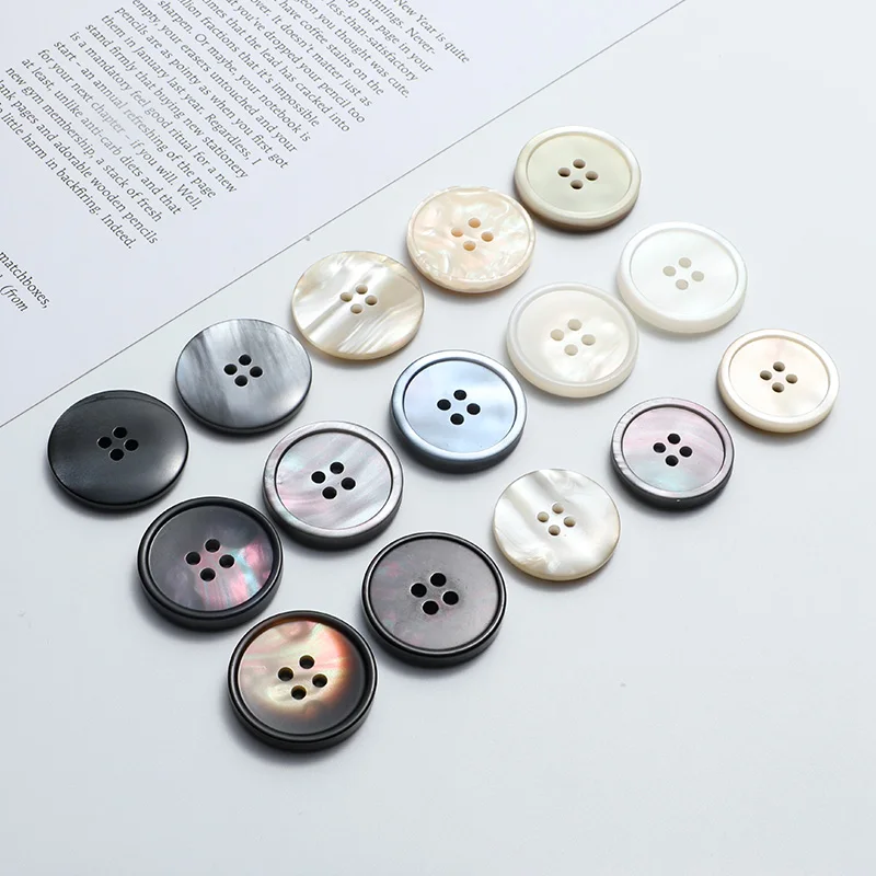 4-Holes Garment Accessory High Quality Jacket Overcoat Plastic Resin Engraved Name LOGO Customize Sewing Buttons