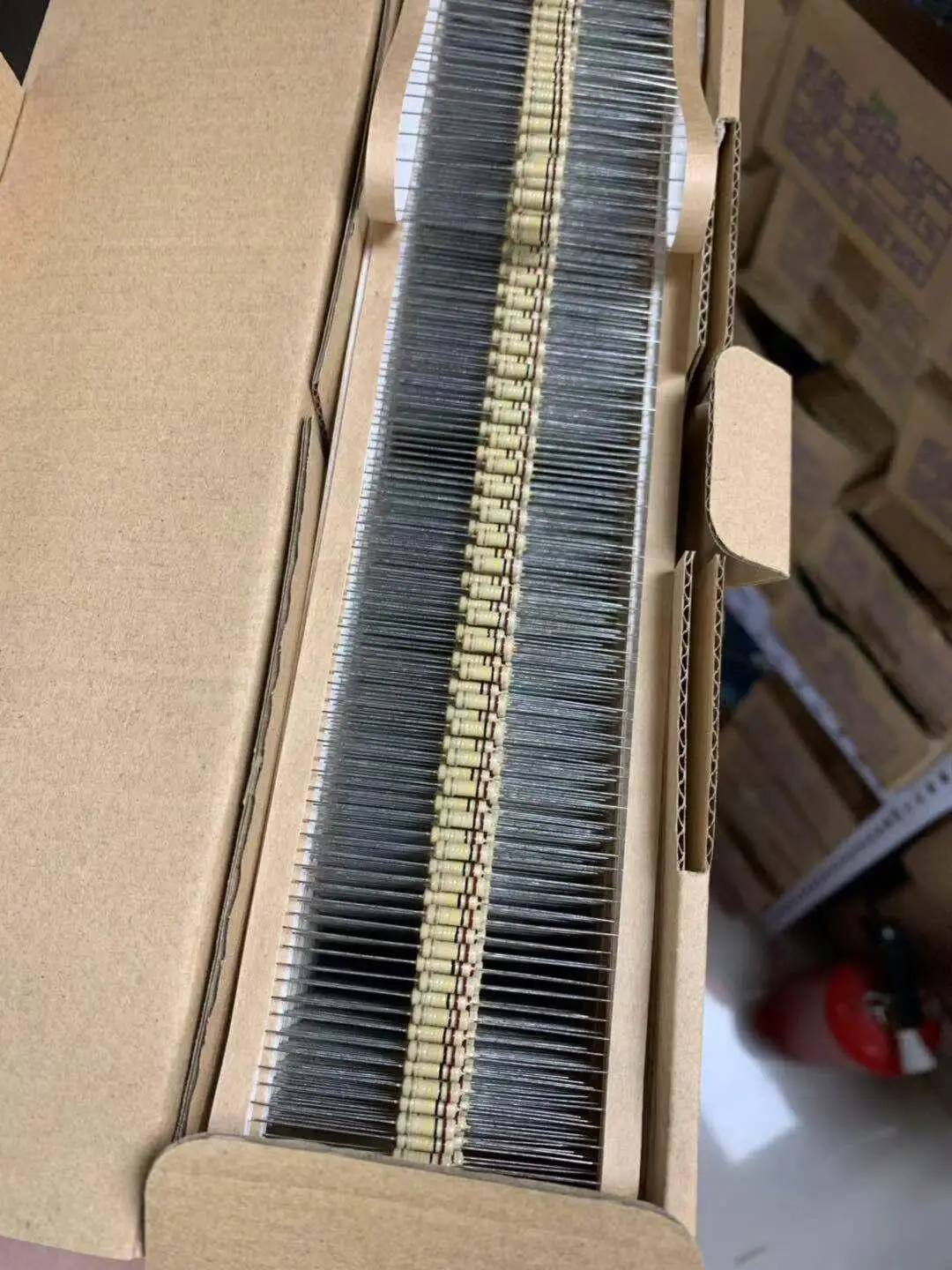 CFR Carbon film resistor 1/6W&1/8W 1K 10K 100K 5% 1% bulk tape carbon film resistor