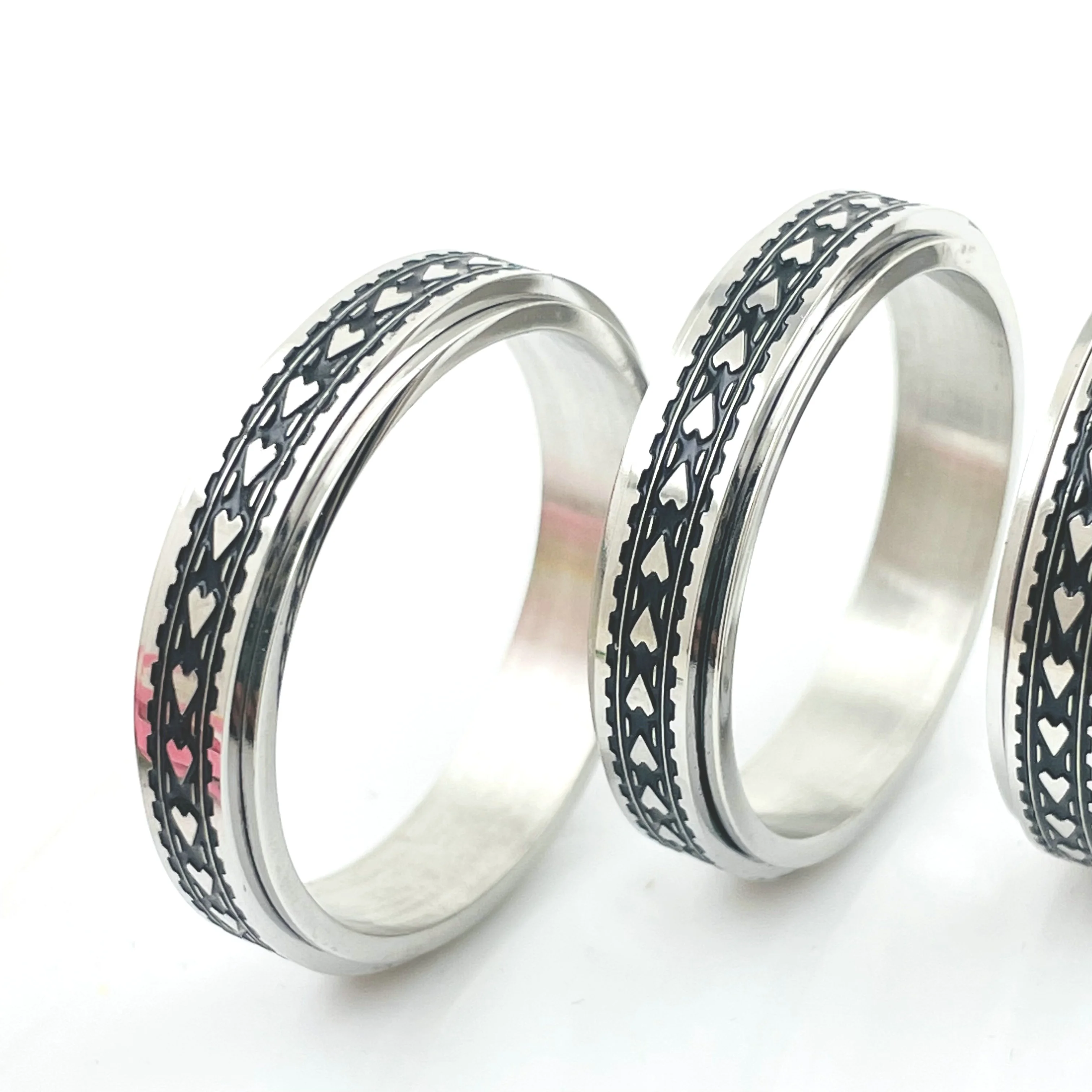 Hawaii Spinner ring Titanium Stainless steel Stress Relieving Anxiety Engagement Wedding Promise Band for Women size 9-14