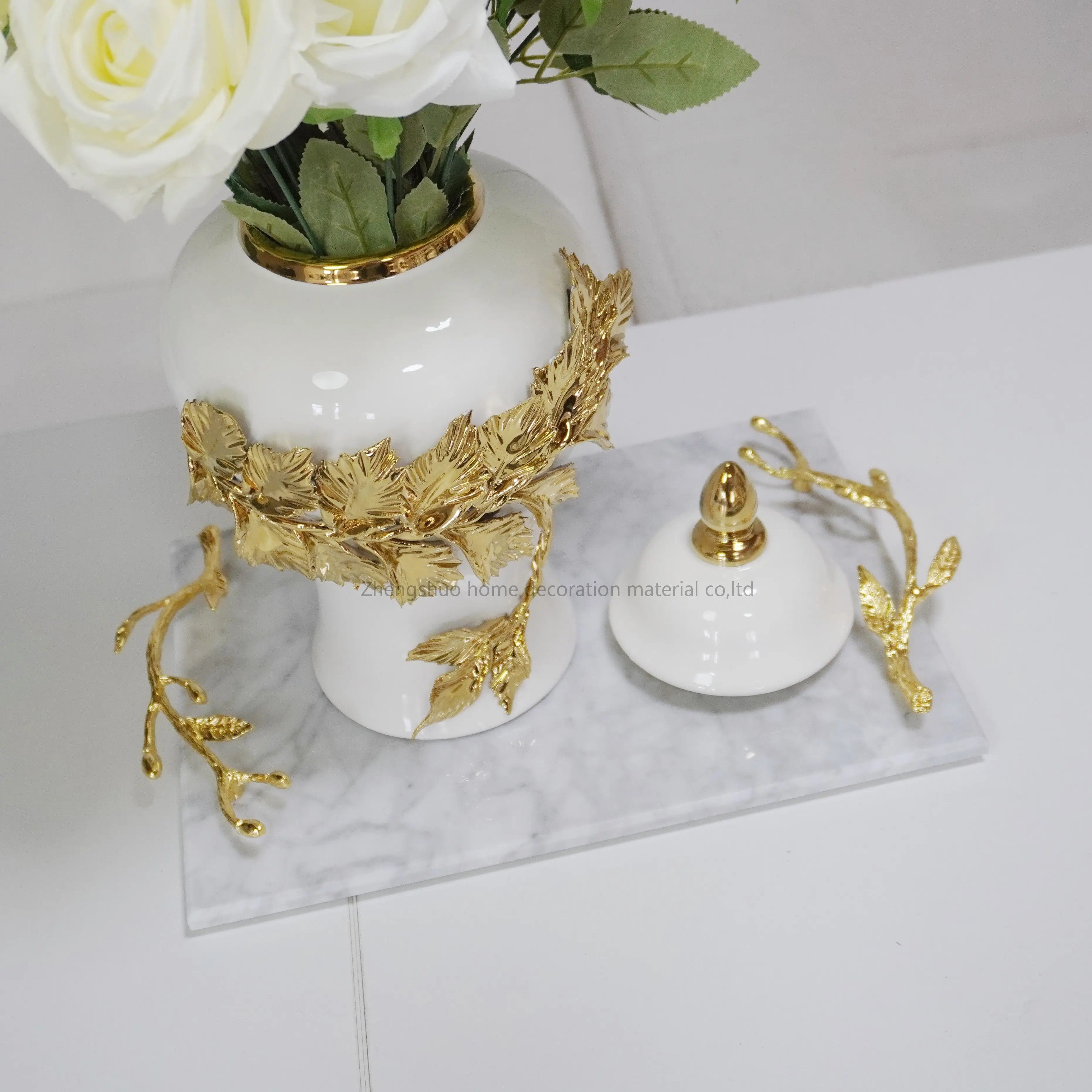 Factory wholesale  natural  white marble tray with gold flowers handles  for home decor