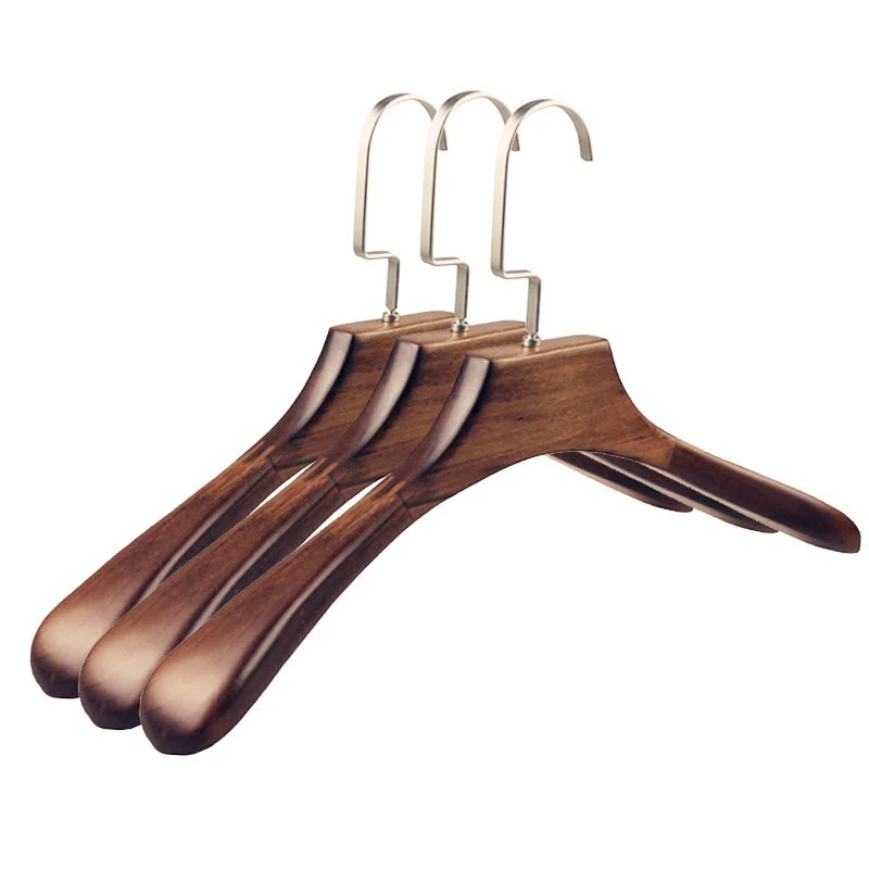 High Quality Natural Vintage Color Hotel Hangers Wholesale Anti Theft Wooden Hotel Suit Hanger with Ring