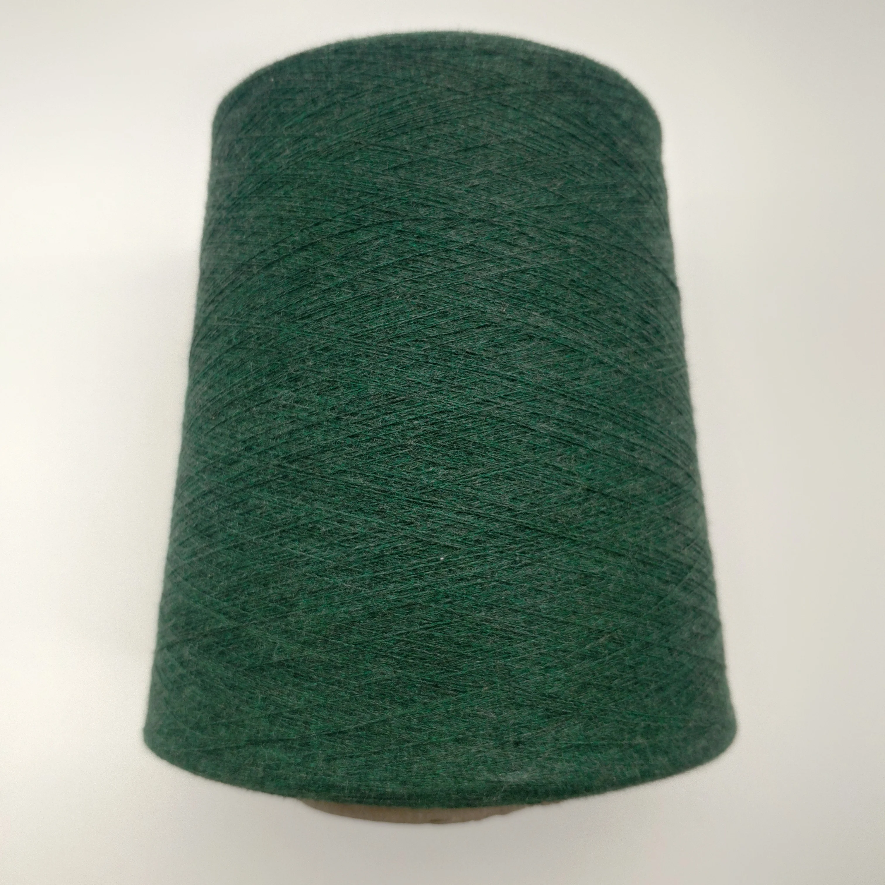 52%Viscose 28%PBT 20%Nylon Blended Core Spun Yarn For Knitting Sweater 2/48nm