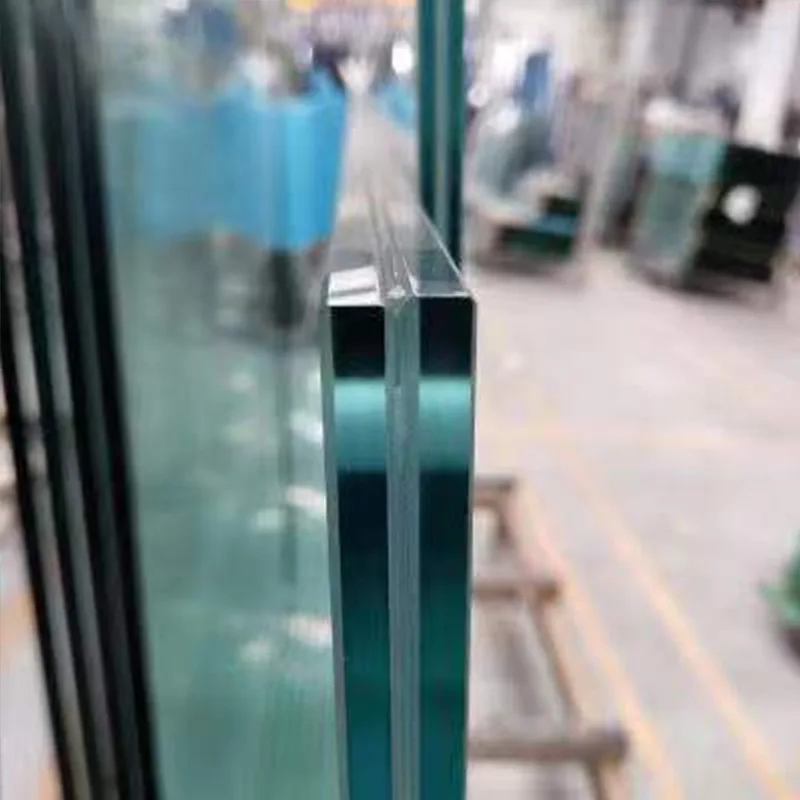 Factory Custom 4mm -12mm Tempered Clear Safety PVB Laminated Building Glass For Shower Room/Windows/Roof/Stairs/Floor