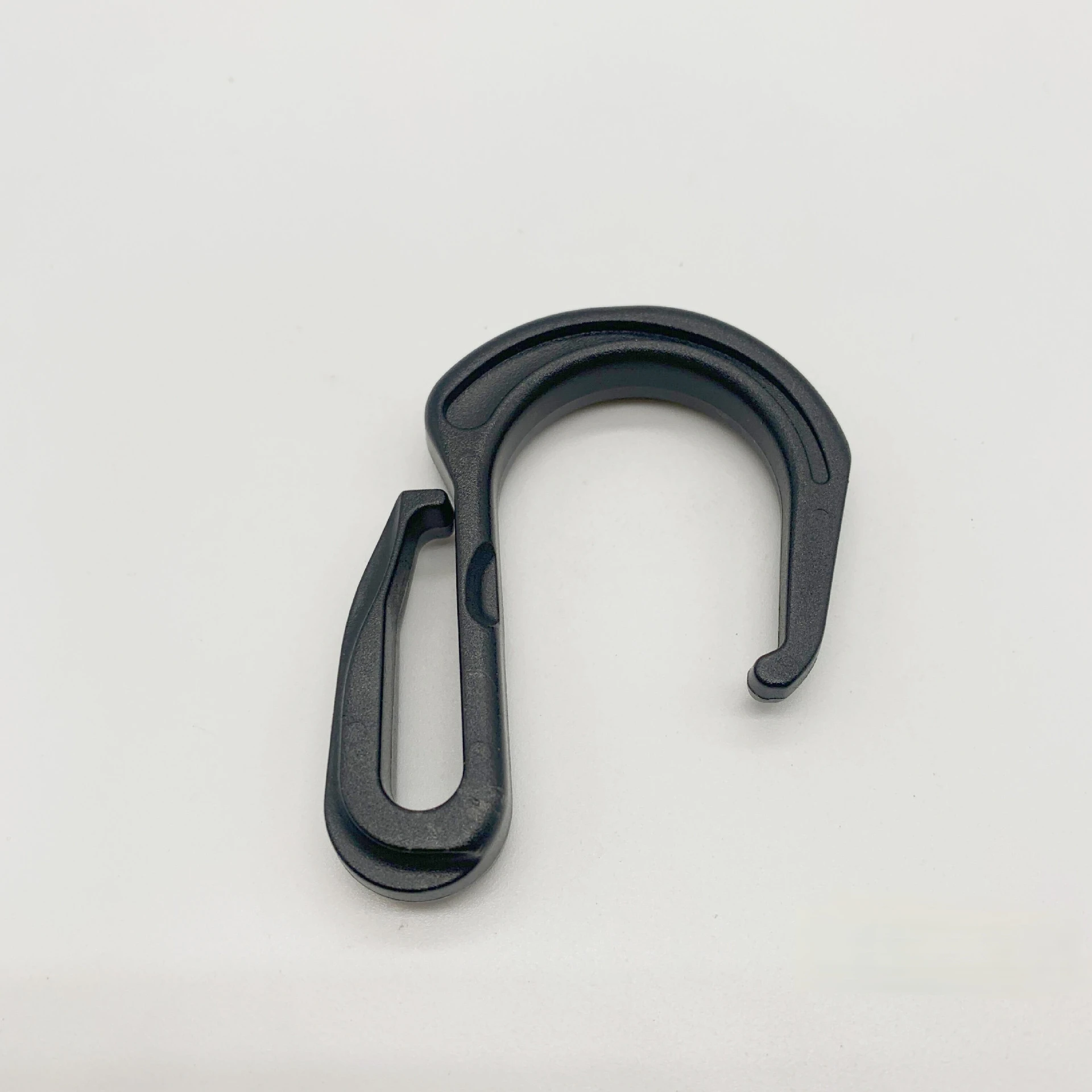 64mm*47mm Plastic S Hook Clips Elastic Rope Hooks Nylon Mesh Hooks Suitable for Cargo Net Elastic Net Truck Organizer