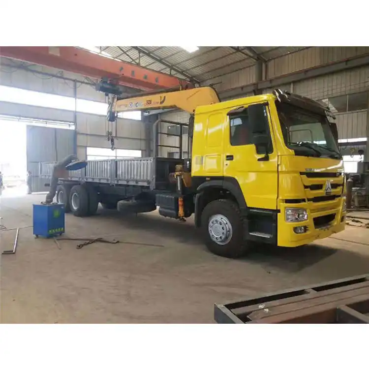 5Tn мобильный телескопический Малогабаритный кран Fullwon Isuzu Shacman Electric