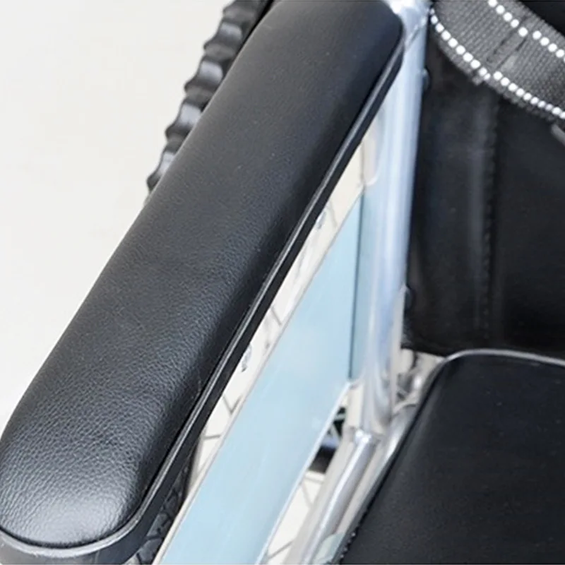 Hot Selling Light Weight Folding Reclining Manual Wheel Chair Antiskid Armrest Stainless Steel Reclining Wheelchair With Commode