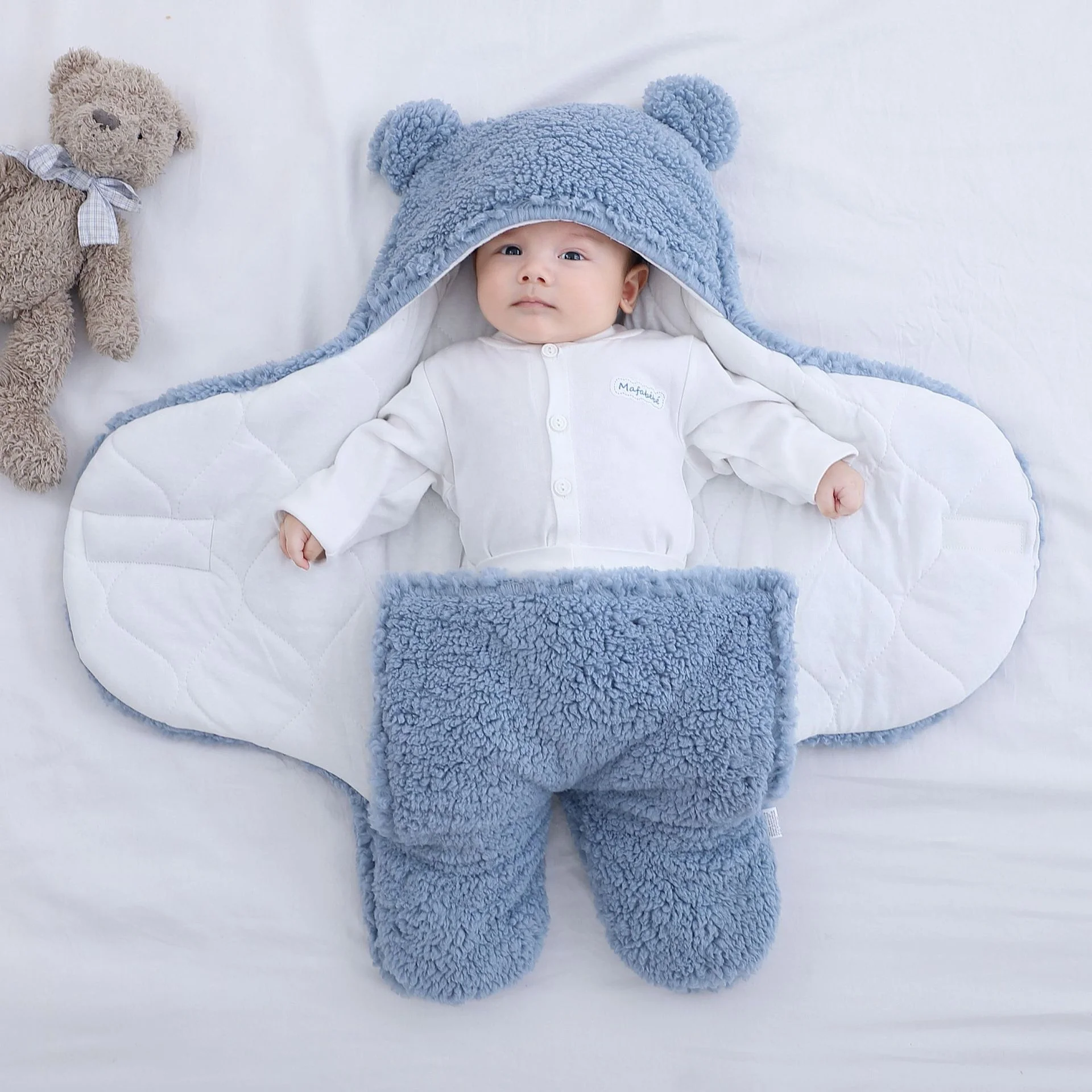Customized Thick Plush Fleece Plain White Christmas Baby Swaddle Wrap Blanket Bear Set Snuggle Baby Swaddle Blanket Soft Infant