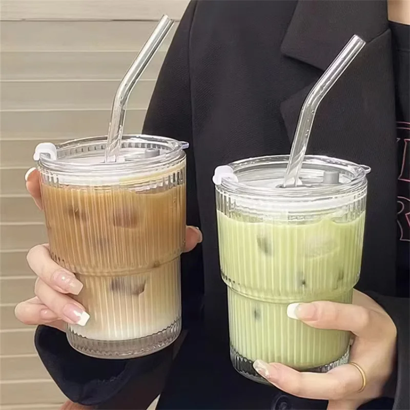 Factory Low Price Sales Custom 400ml Bamboo Festival Vertical Grain Glass Iced Coffee Milk Cup With Straw And Lid