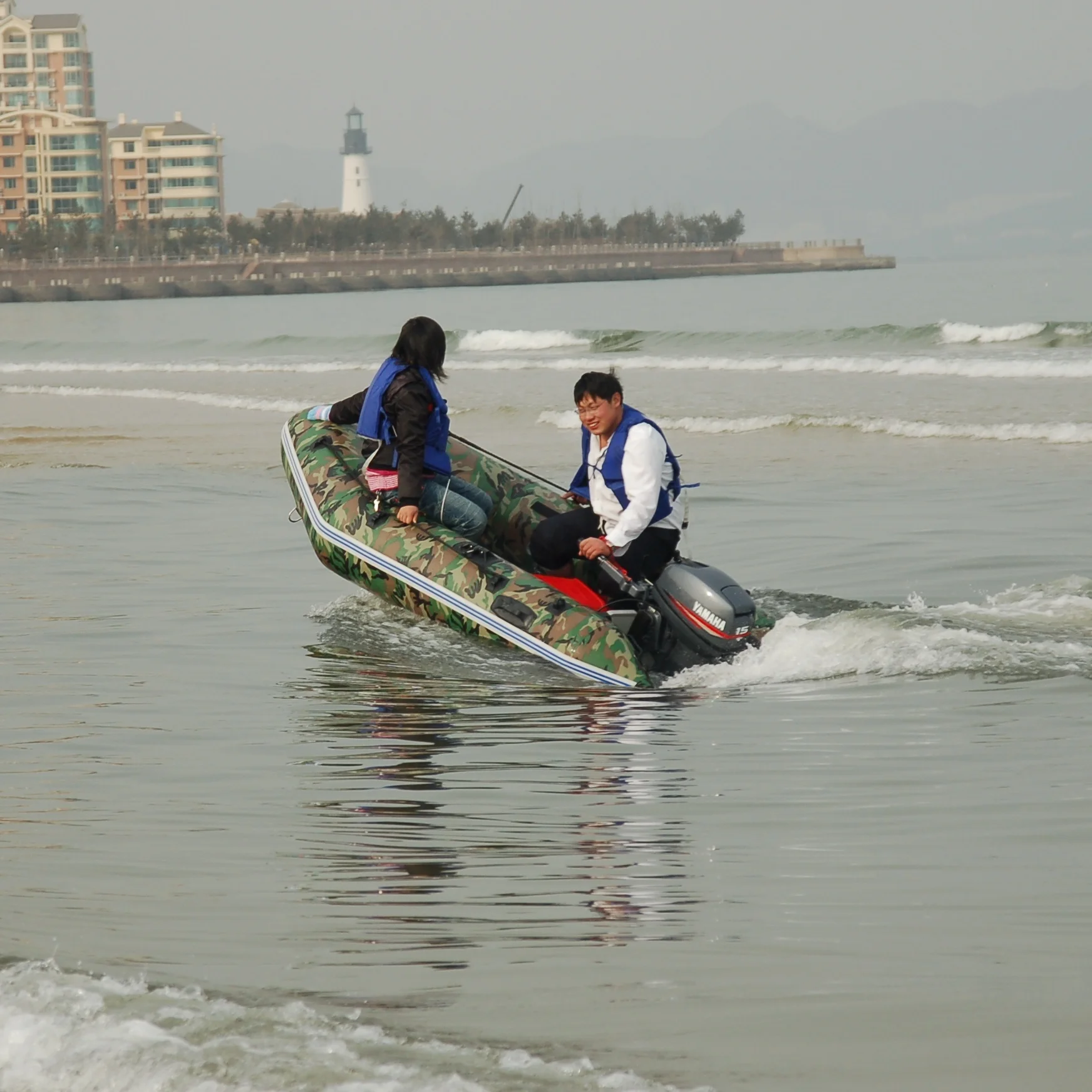 2022 New Design China PVC fabric Inflatable hovercraft polyurethane boat