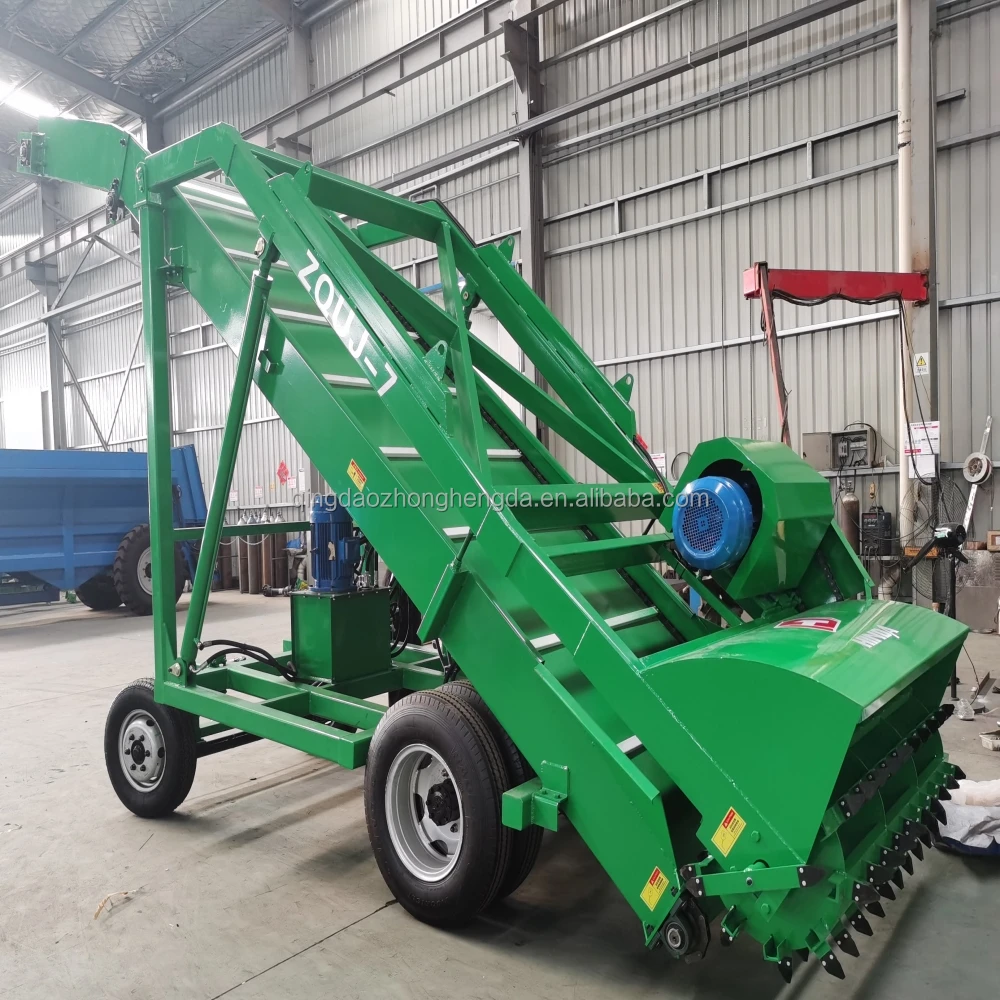 Automatic fodder conveyor for farm and pastureSilage reclaimerforPasture feeding equipment