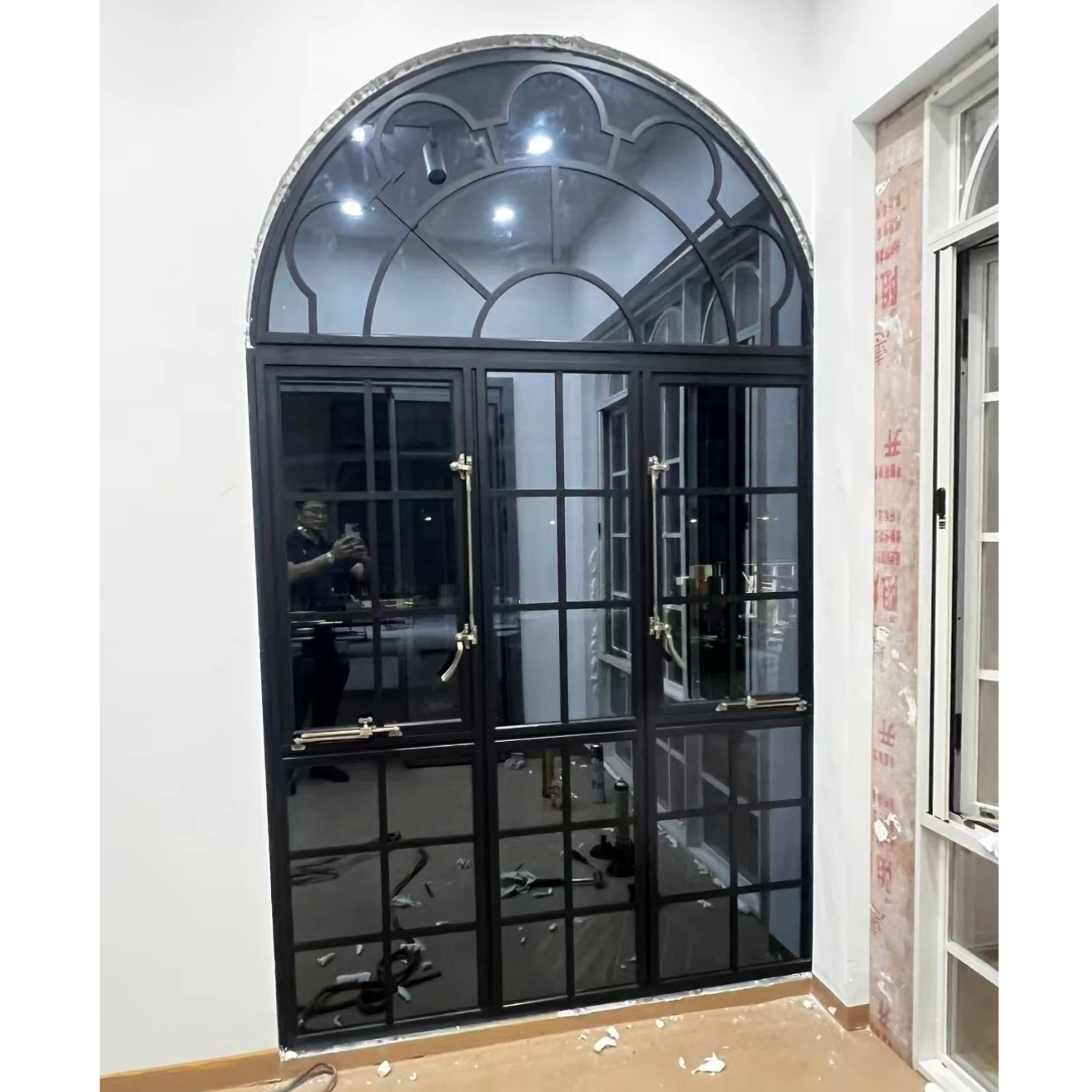 Security Grill Galvanized Steel Fixed Retractable Window Grill Design Wrought Iron Casement Window and Door