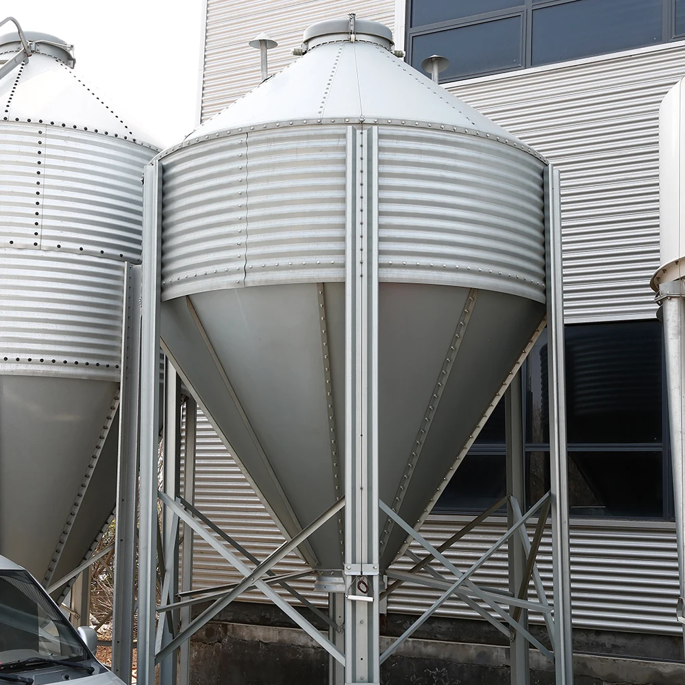 Оборудование для птицеводства, хранилище корма кукурузы