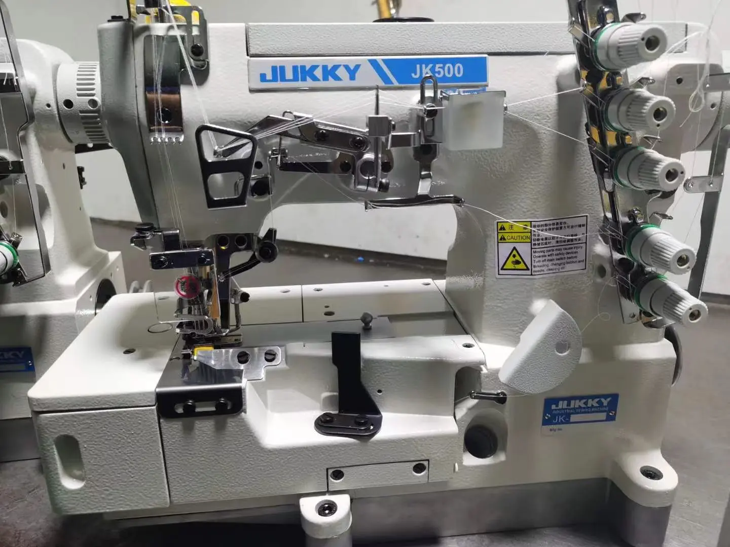 JK 500B High-Speed Interlock Sewing Machine Flat-Bed Cover Stitch Computerized Mechanical 220V Metal Construction Walking Foot