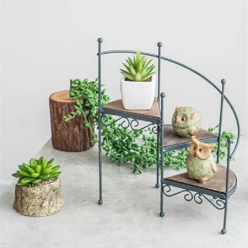 Креативный стиль вращающейся лестницы с металлическим порошковым покрытием кованые железные домашние декоративные держатели для цветочных горшков от производителя