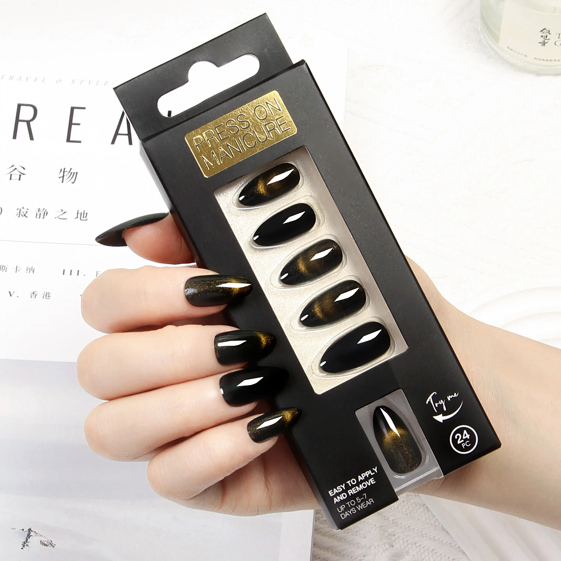 Wholesale High Quality Short Soft Gel Red Cat Eye Halloween Hand Made Press On NailsAcrylic Luxury Fake Nails