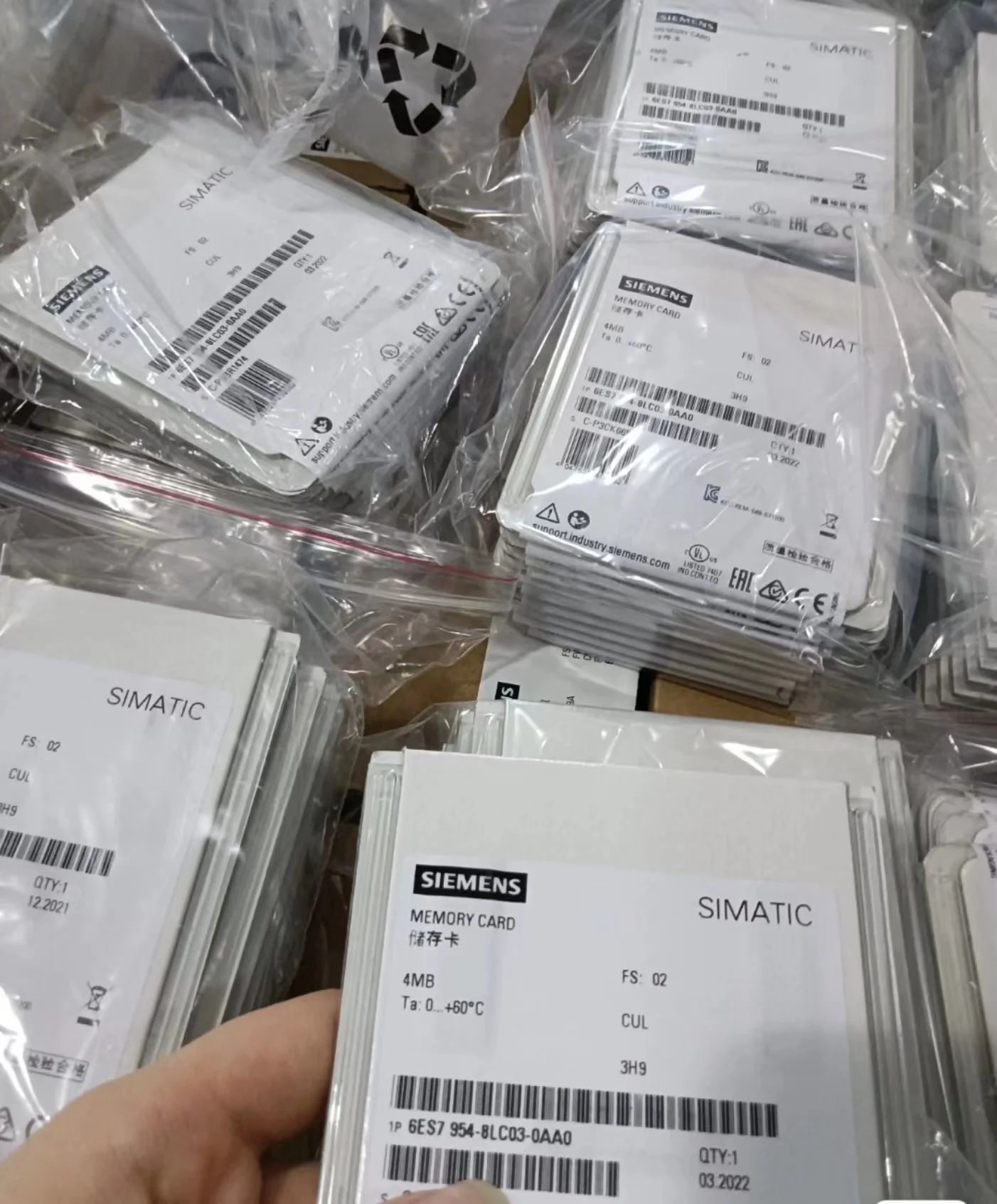 6ES79548LT030AA0 2 ГБ карта памяти 6ES7954-8LT03-0AA0 simatic s7-1200 модуль связи процессора