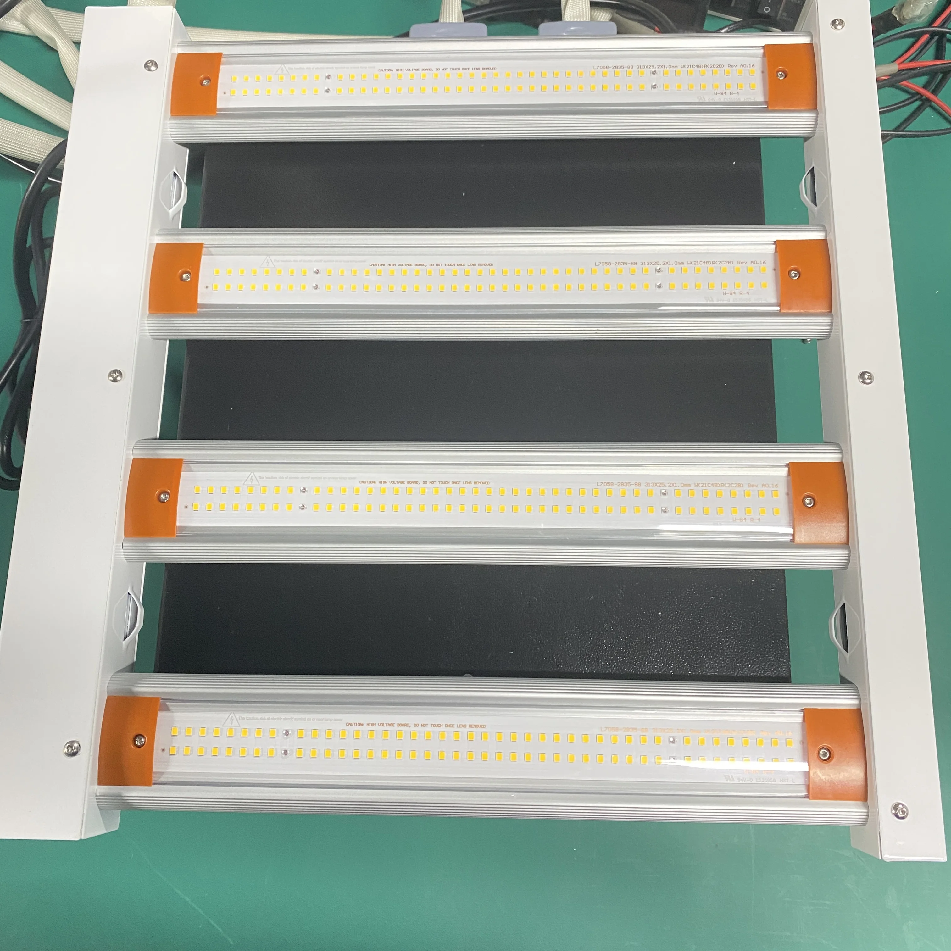 2024 Halo 150W/250W/360W PPE 2.4/2.7Full Spectrum LED Grow Lights 120-277V for Plant Grow Bloom tent light home garden