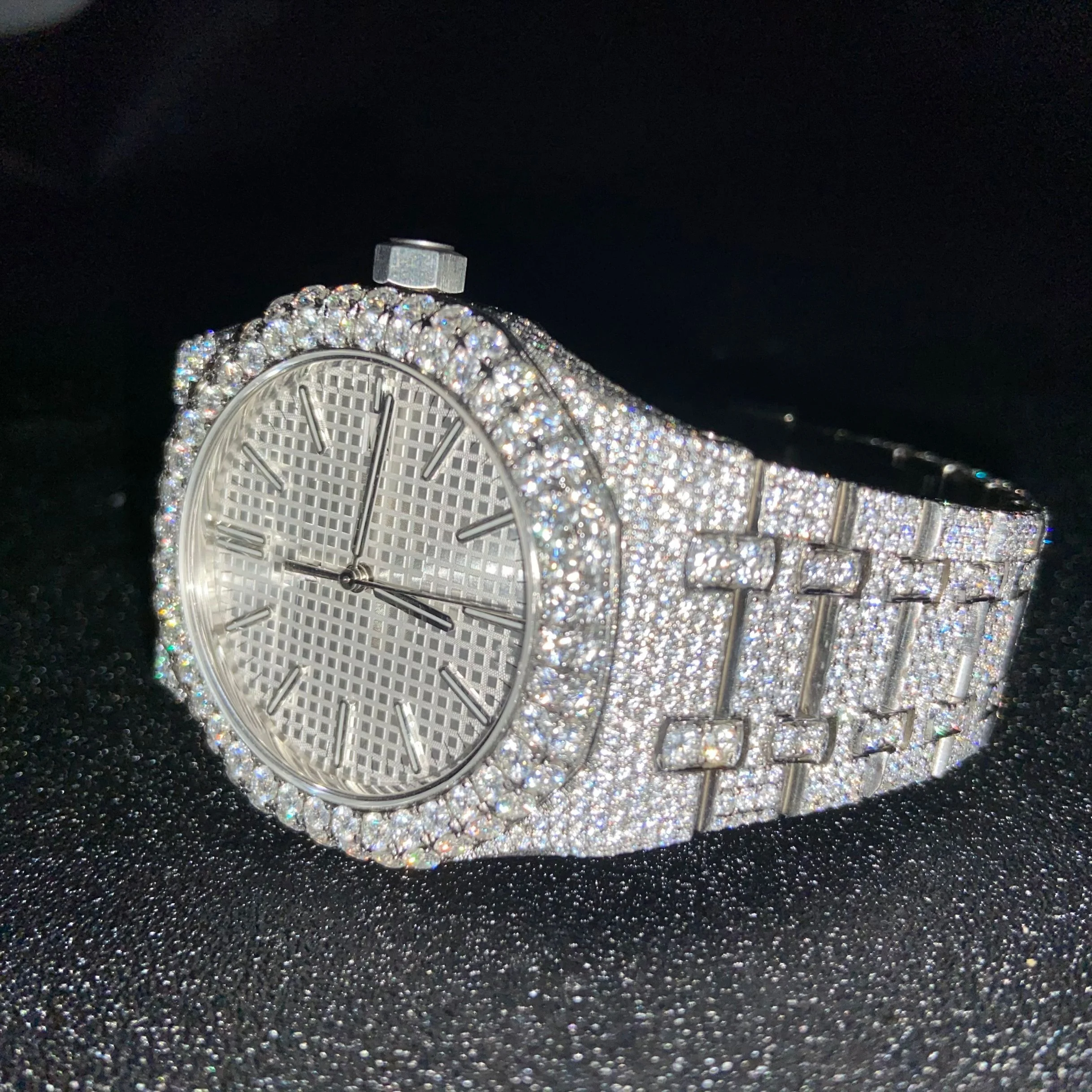 Роскошные модные шикарные часы с циферблатом со льдом Moissanite