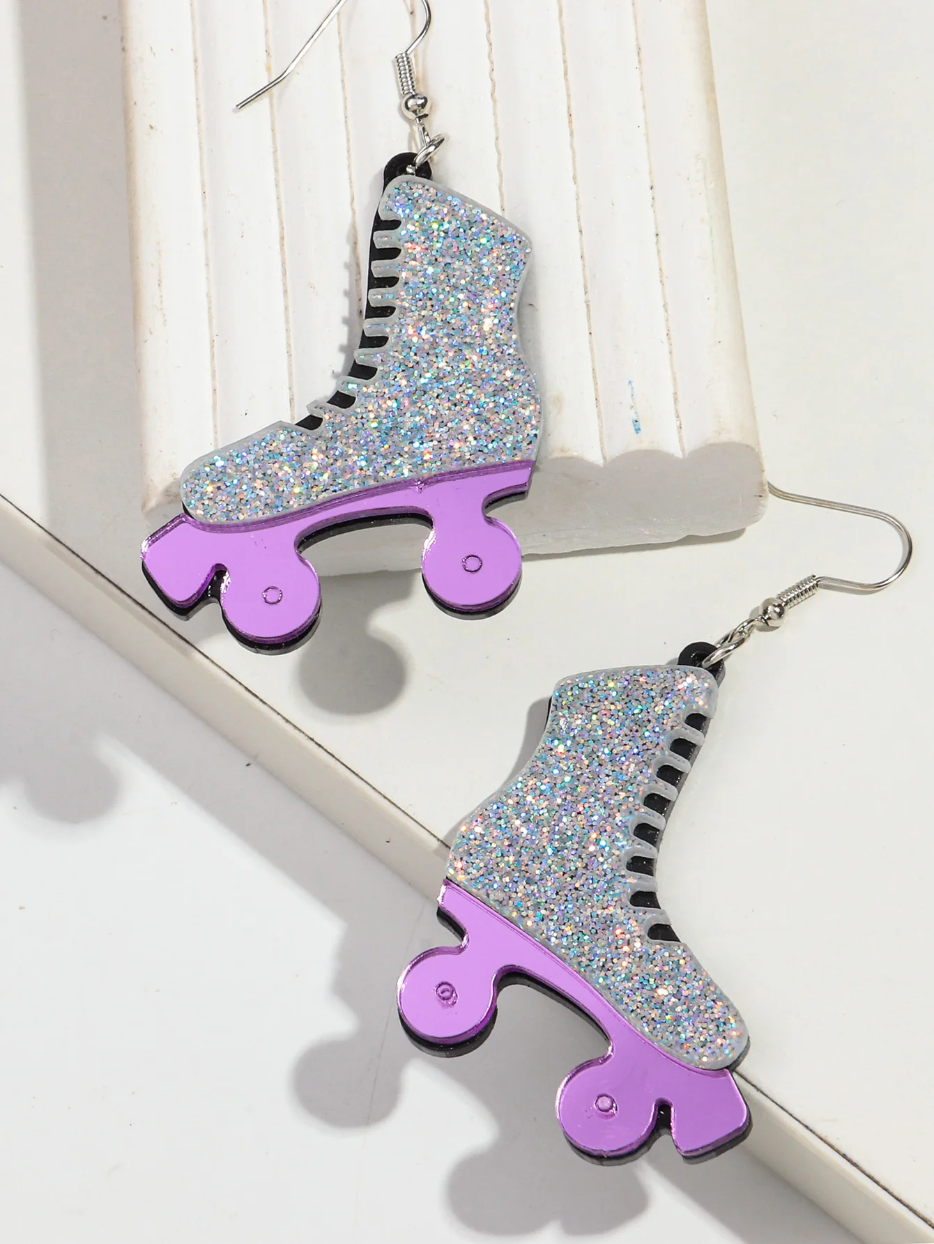 Stylish New Resin Silver Glitter Shoes Pendant Purple Mirror Earrings Jewelry Creative Roller Skates Acrylic Drop Earrings Gift