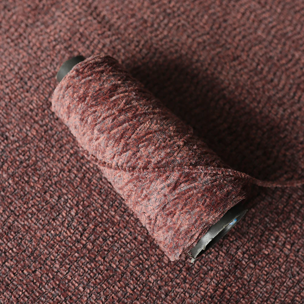 
hand knitting and crochet velvet yarn 100% Polyester Chenille yarn for hats and scarfs 