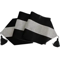 New Design High Quality Velvet Pintuck Burling Burling Sequin with Tassel  Fashionable Table Runner Tabletop Decoration