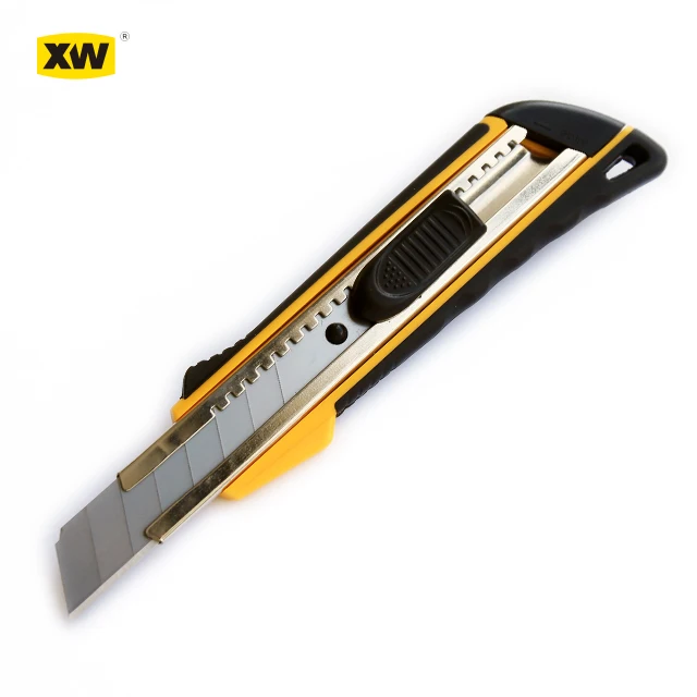 Soft touch grip plastic retractable 18mm snap off blade paper knife